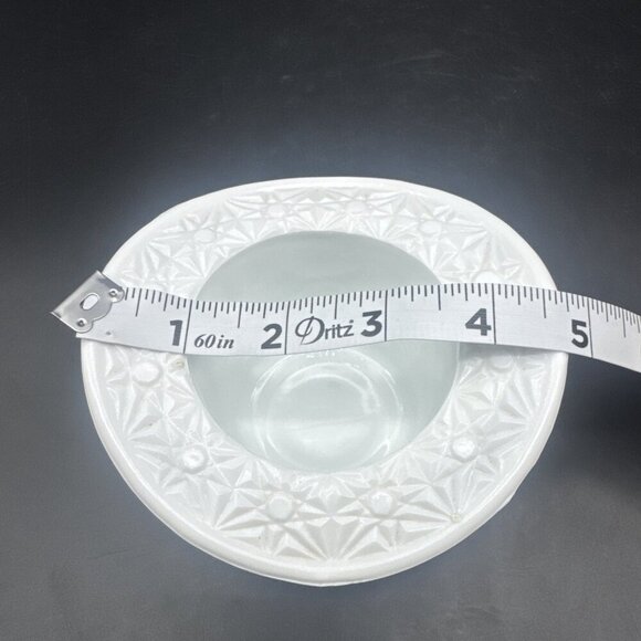 VTG Fenton Large Daisy & Button Milk Glass Top Hat Cut Glass - Picture 8 of 8